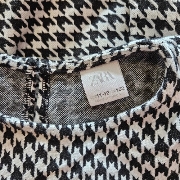 Sale 🎉🥳 4/$25 or $10Zara Girls Black & White Houndstooth Dress - Picture 3 of 6
